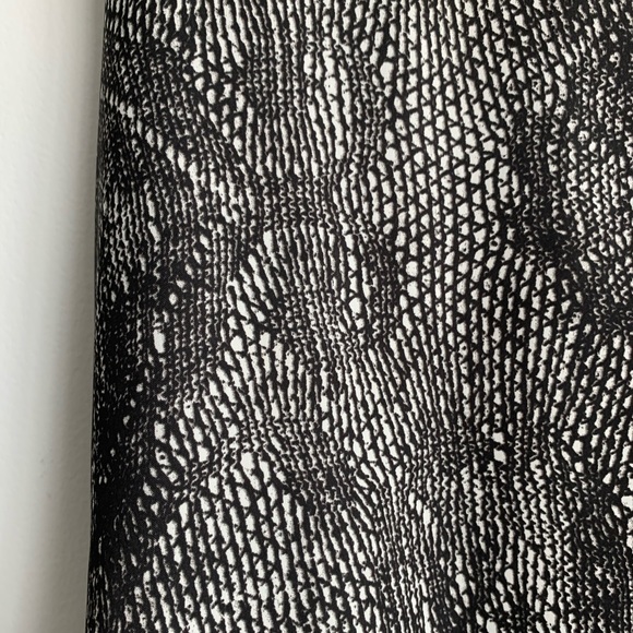 Patterned silk tank - Picture 2 of 4